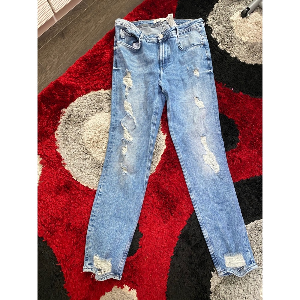 Zara distressed skinny jeans